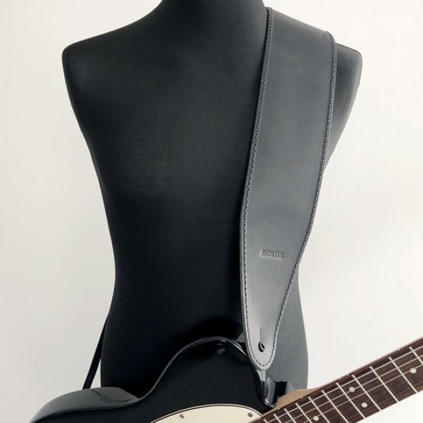 Richter Straps Beavertail Buffalo Black, #2022